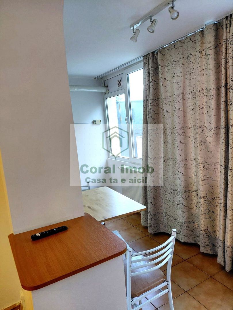 Inchiriere apartament cu 2 camere Pajura, Jiului - Poză 9
