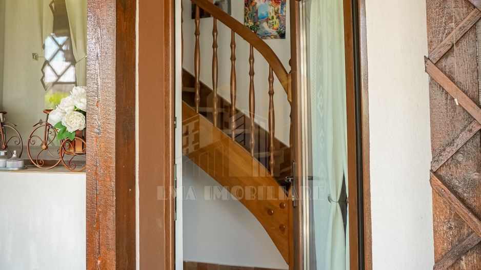 Casa individuala 2 unitati - Poză 21
