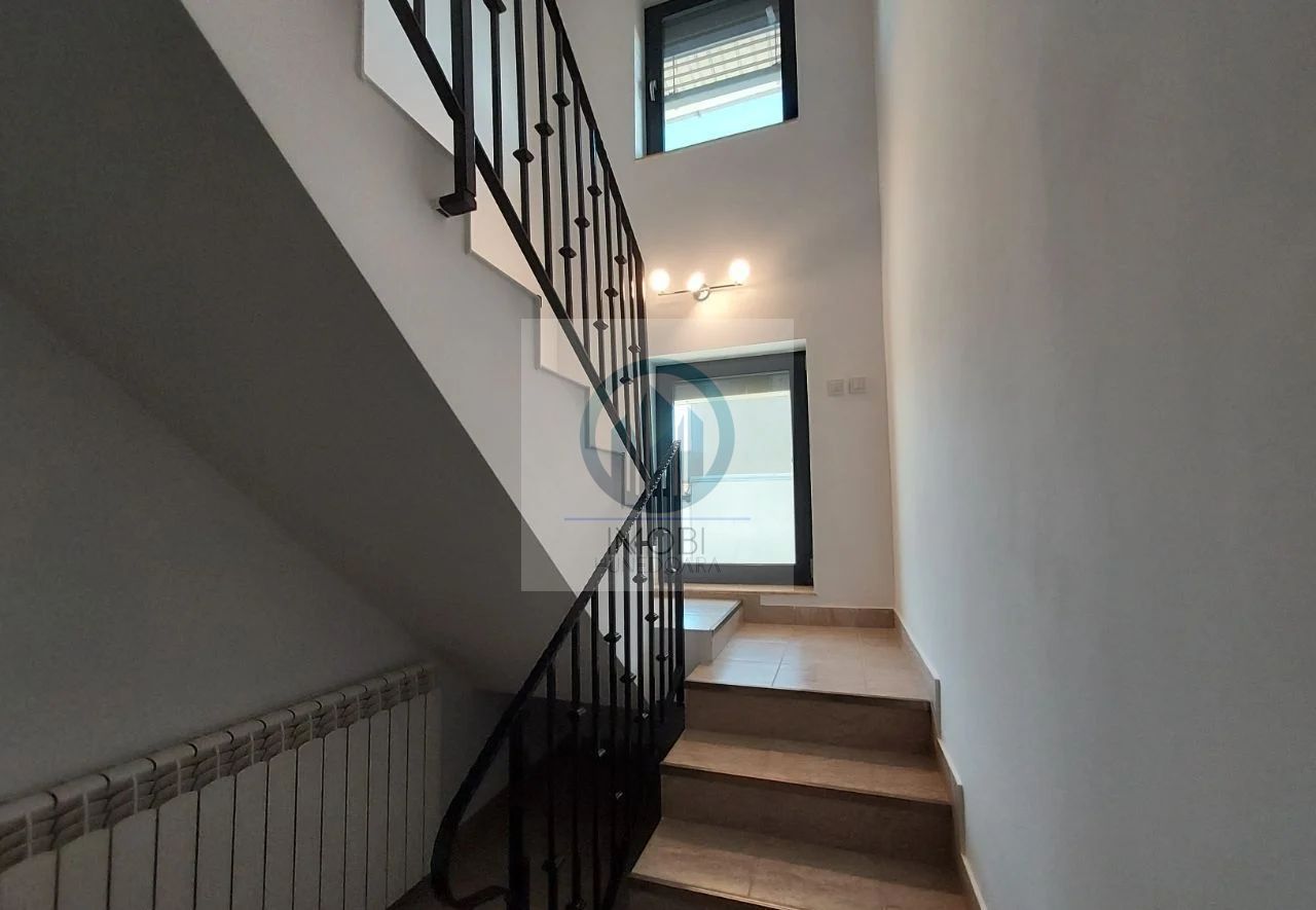Vila deosebita în loc Simeria, zona ultracentrala - Poză 10