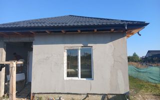 Casă de vânzare în comuna Ciurea – 135 mp cu teren de 450 mp - Poză 2