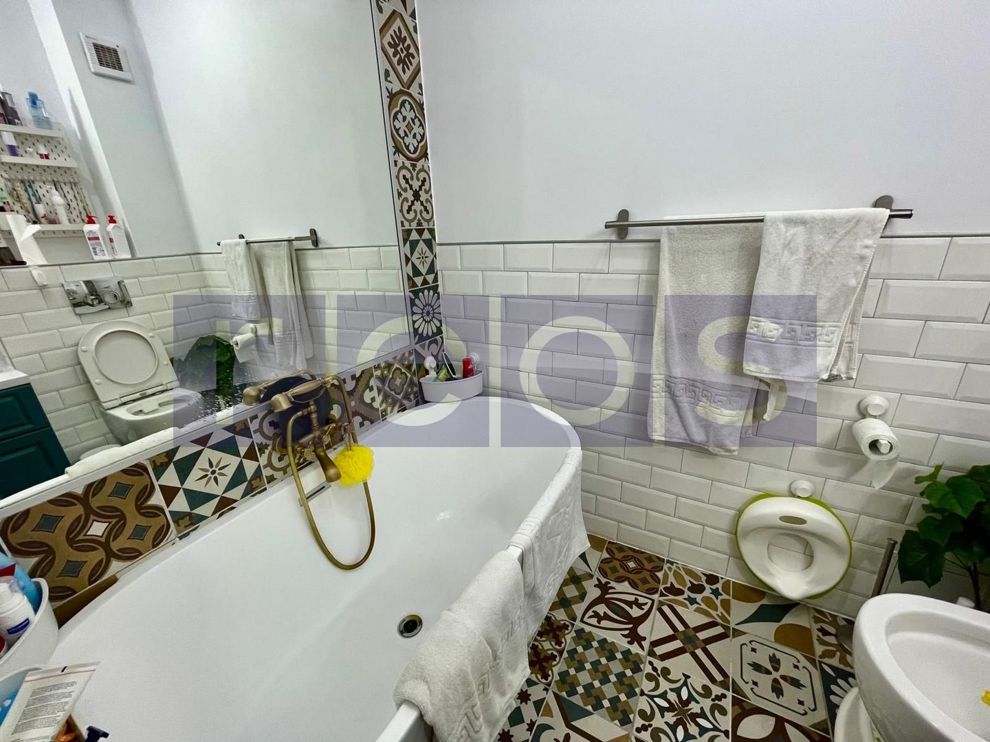 VANZARE APARTAMENT 3 CAMERE 74MP RENOVAT TRAPEZULUI PARCARE INCLUS - Poză 14