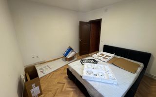 De vânzare apartament în zona Aleea Săvinești - Poză 5