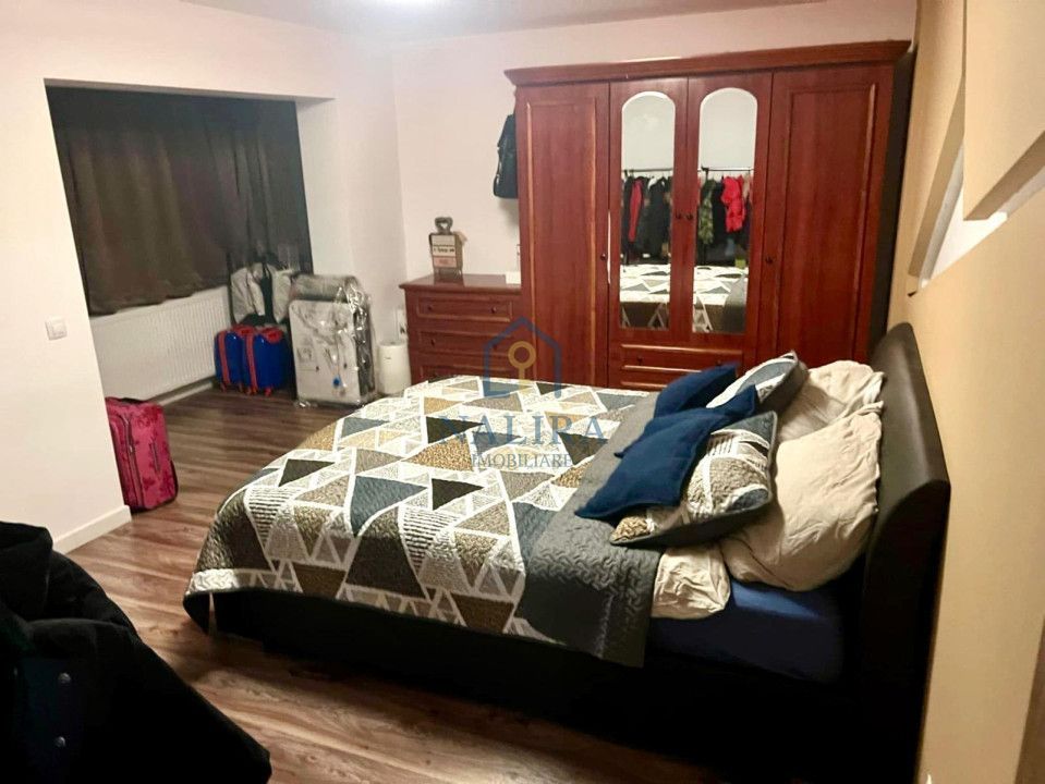 Vanzare apartament - 3 camere  - etaj intermediar - Paltinisului - Poză 4