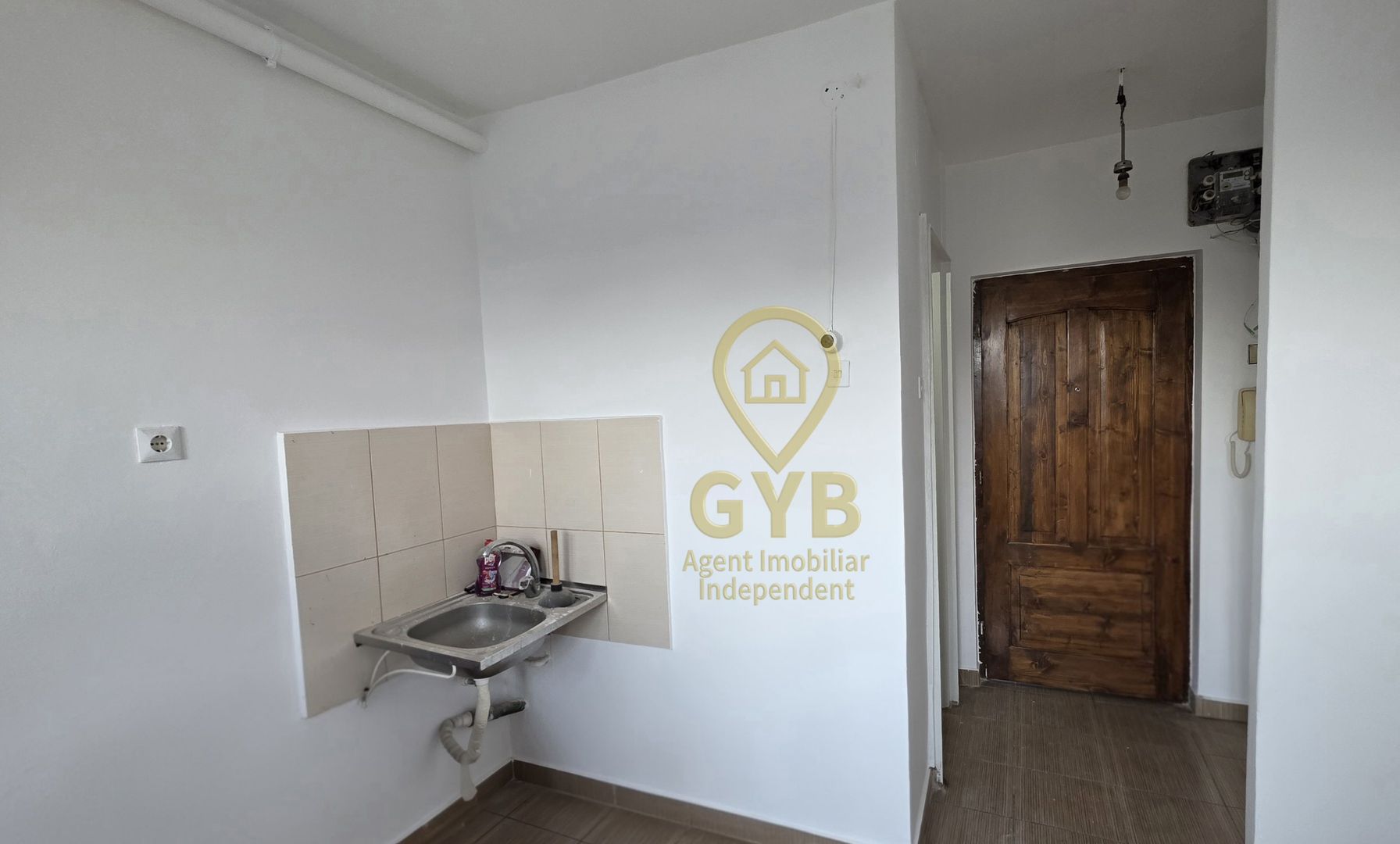 DE VÂNZARE – APARTAMENT CU 1 CAMERĂ * ROGERIUS * 26 MP - Poză 4