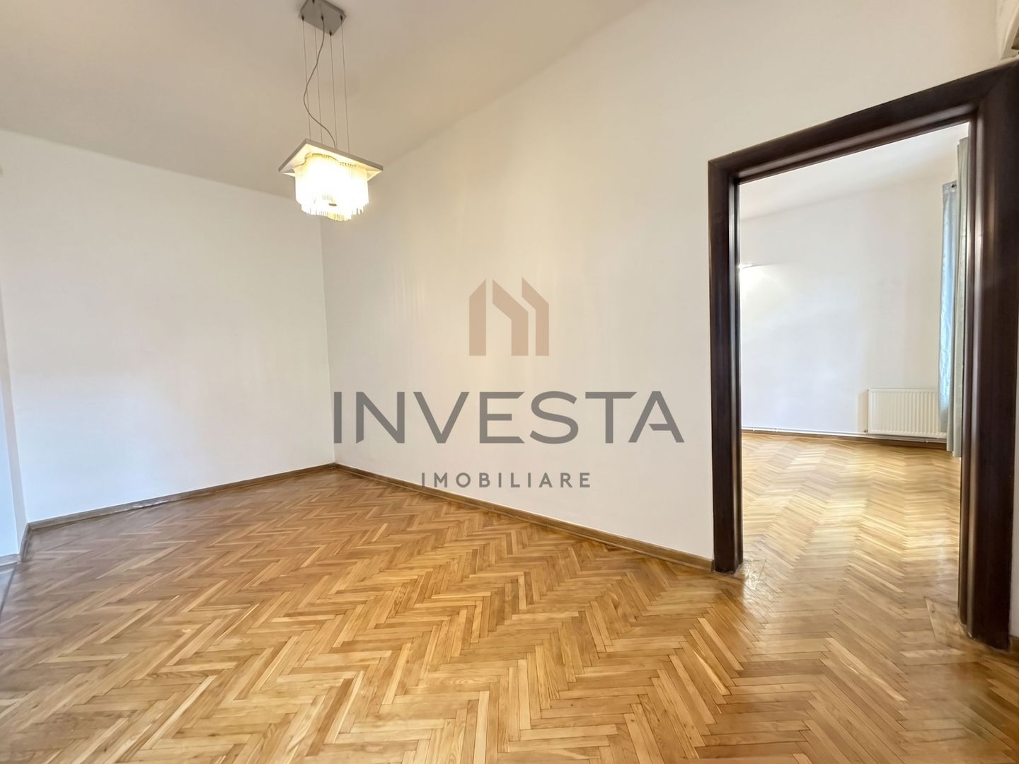 Apartament cu 2 camere de inchiriat, etaj intermediar, Central - Poză 2