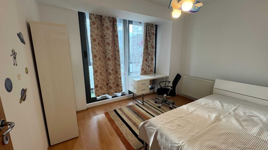 Apartament 3 camere LUX, 2 băi, 2 balcoane, centrală, parcare inclusă, boxă - Poză 5