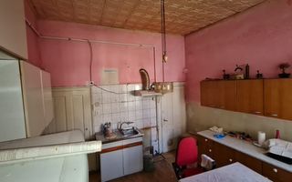 Apartament spațios la casă , 3 camere, zona Piața Cibin - Poză 10