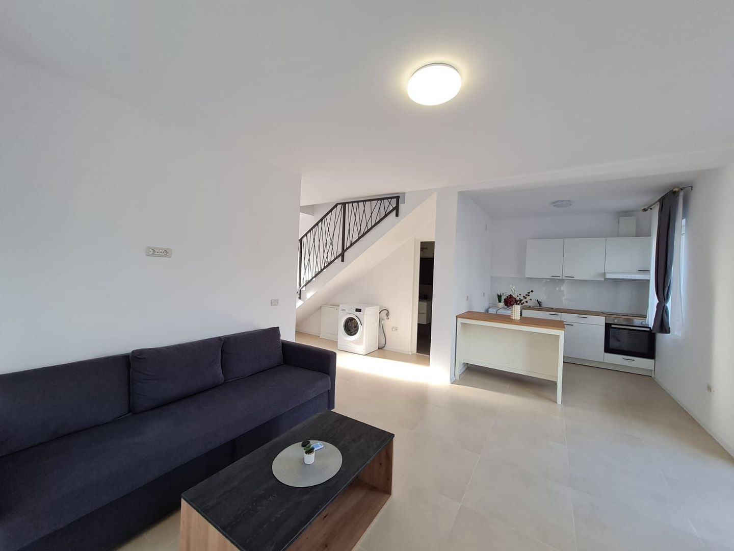 Duplex in Dumbravita cu camera pe parter - Poză 2