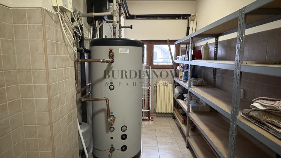 Casă cu 4  camere de închiriat - Vitan - Poză 17