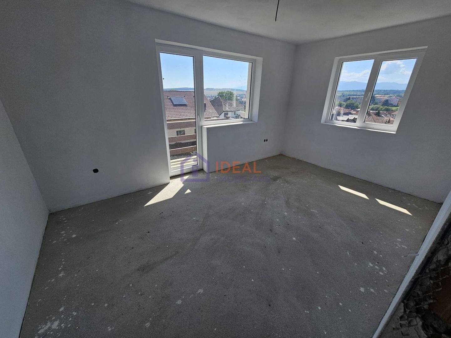 Casa cu 5 camere si vedere panoramica, in Cisnadie - Poză 4