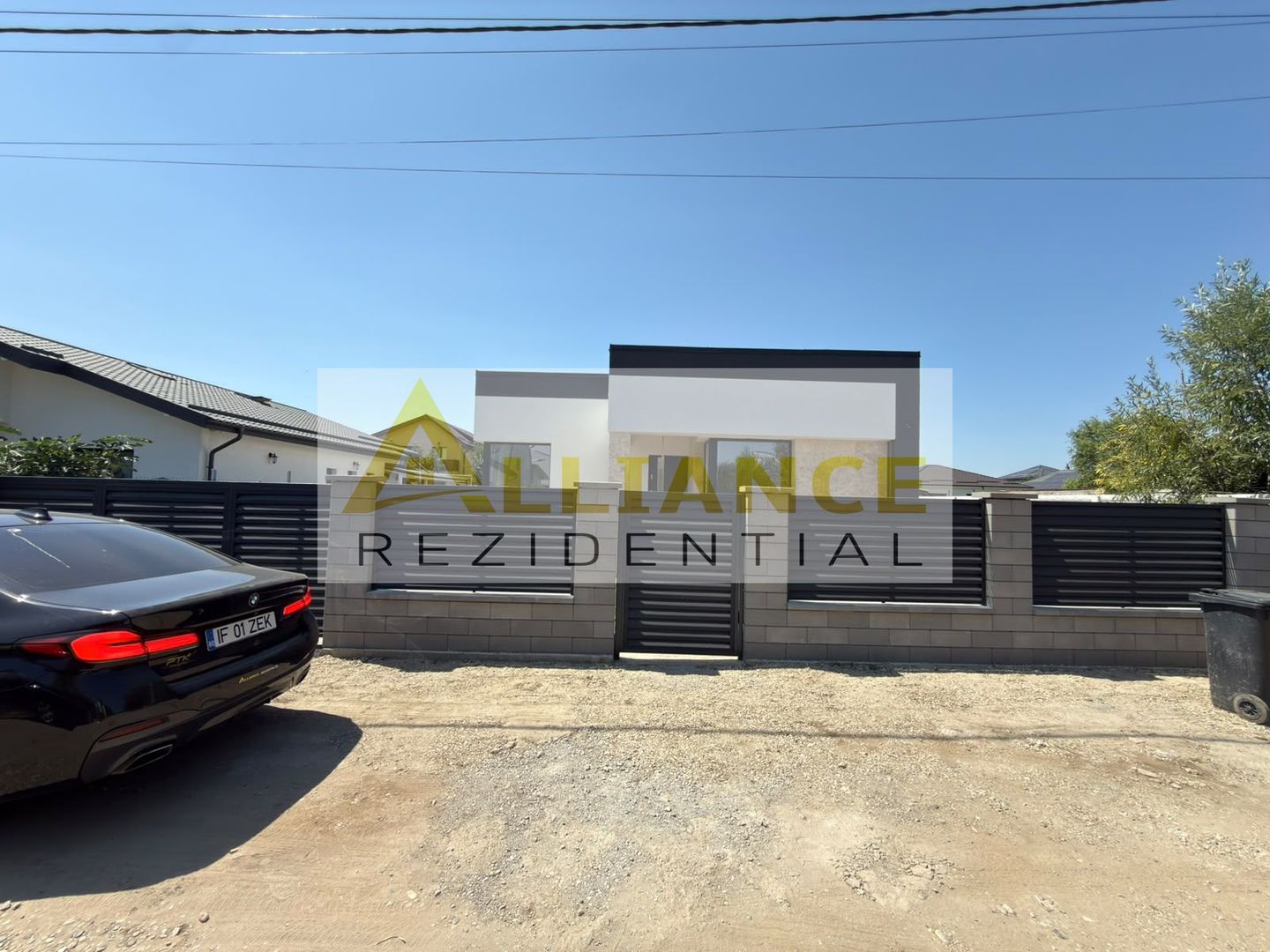 Casa individuala cu 4 camere - teren 454mp - mutare imediata - Poză 1