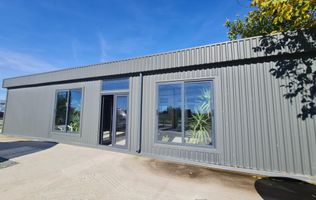 Spațiu de Închiriat – Showroom, Depozitare + Birouri – Cumpăna