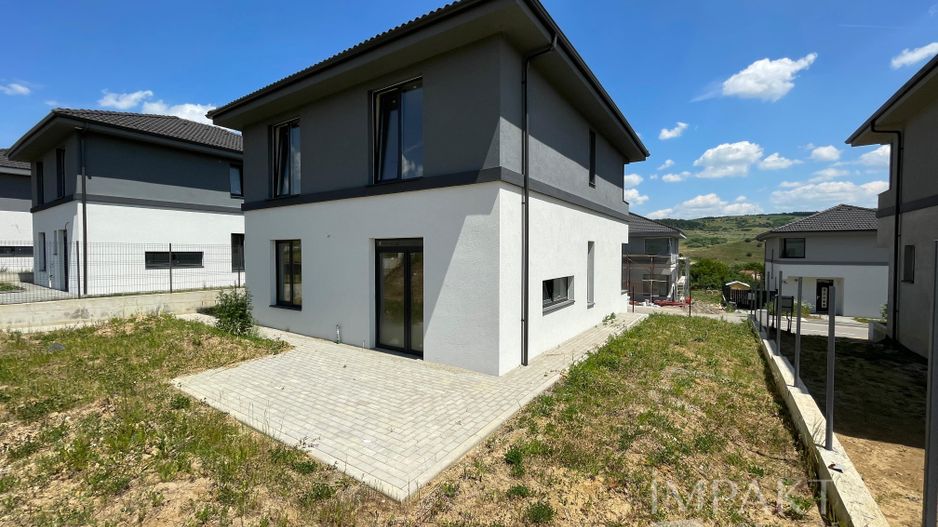 Casa individuala de vanzare intr-un complex nou din Corusu! - Poză 3