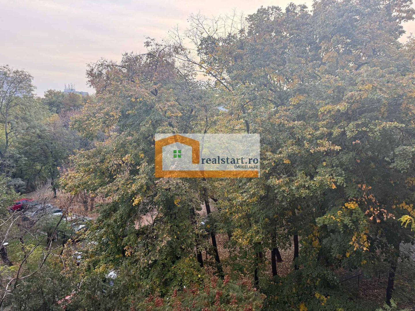 Bloc anvelopat, Romancierilor, toate instalatiile noi, 2 lifturi - Poză 28