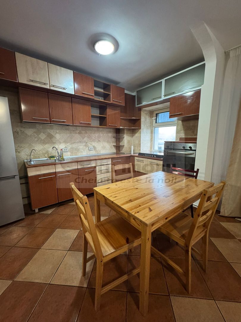 Apartament 4 camere - Sf. Lazăr - Ultracentral și spațios - 700€ - Poză 2