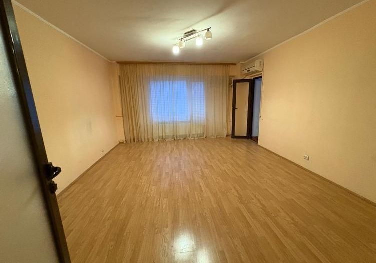 De vanzare Apartament 3 camere,  Panduri - 13 septembrie sector 5 - Poză 4