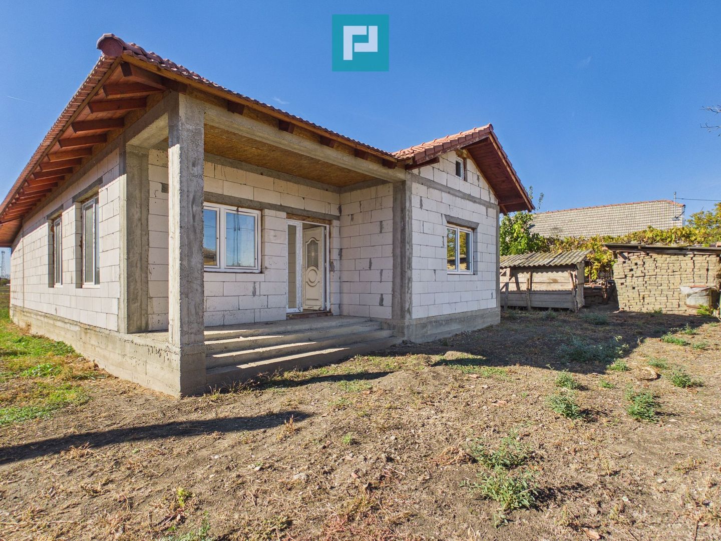 Casă la roșu în Șimand – teren de 1.481 mp! - Poză 1
