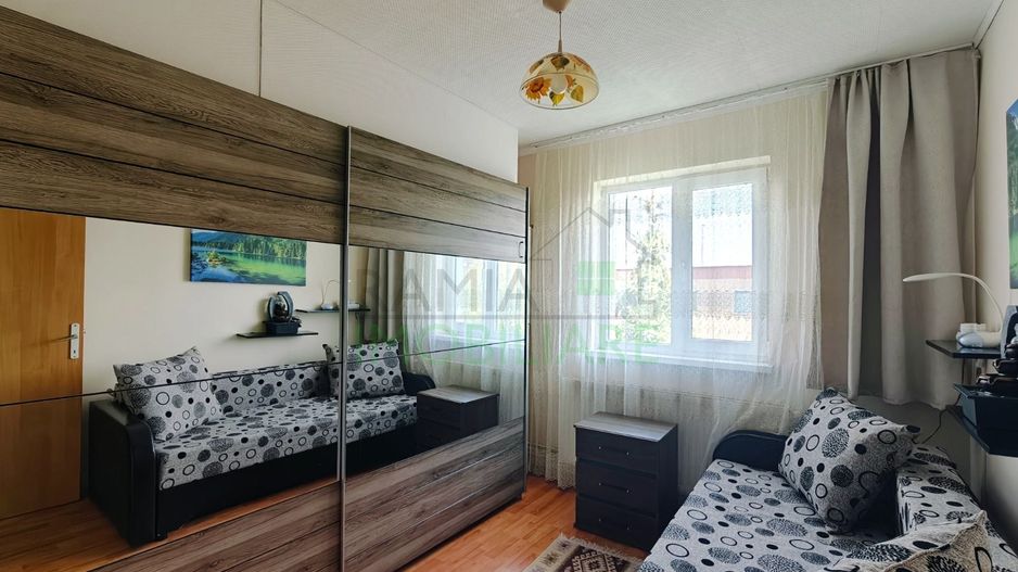 Apartament 3 camere, Cartierul Florilor, Boxă și parcare - Poză 5
