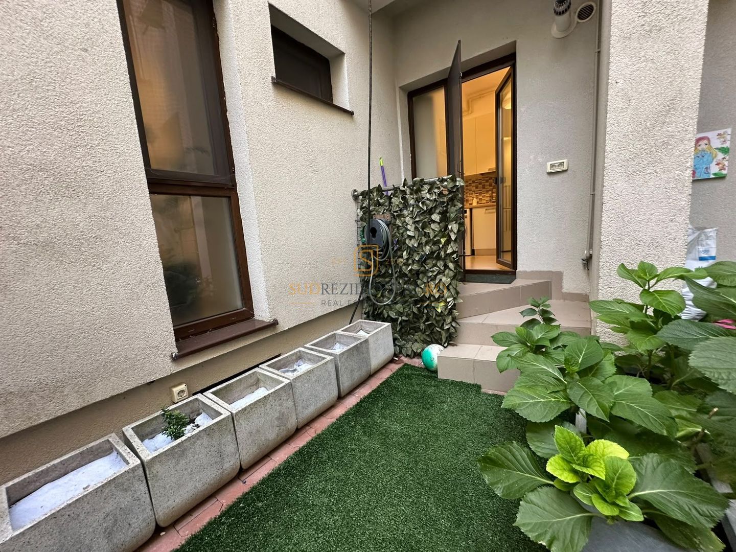Închiriere vilă P+1, 4 camere, 102 mp utili, pet friendly - Poză 12