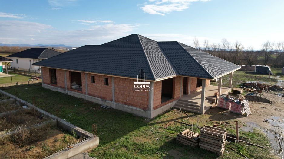 Casa la roșu 242 Mp Utili / Sat Săsar - Poză 3