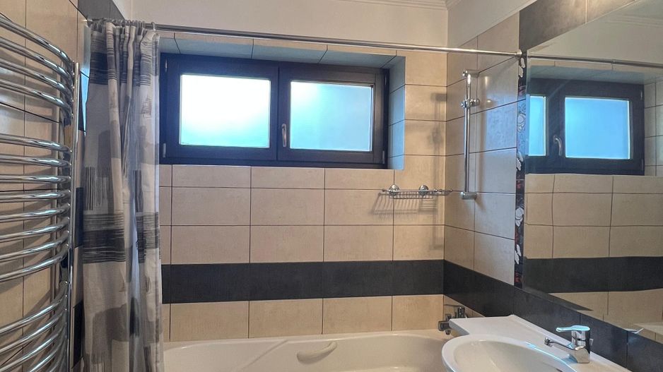 Vila cu teren 652 mp | Romatsa - Poză 26