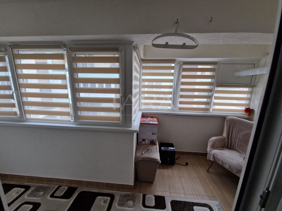 Apartament complet mobilat, cu 2 balcoane termopan. Parcare și boxă. - Poză 5