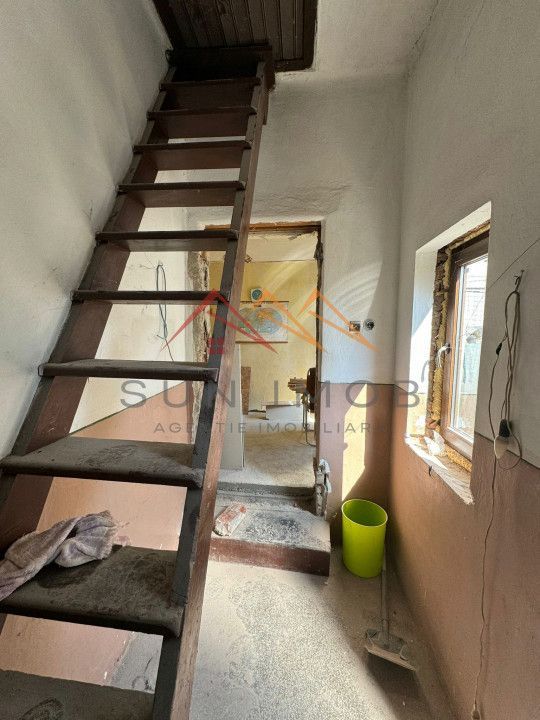 Casa 3 camere, ultracentral, fara trafic auto, Campina, Prahova - Poză 16