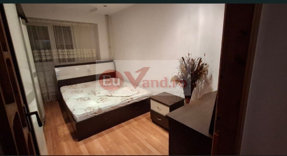 De inchiriat apartament 3 camere, Micro 20, 2100 lei - Poză 1
