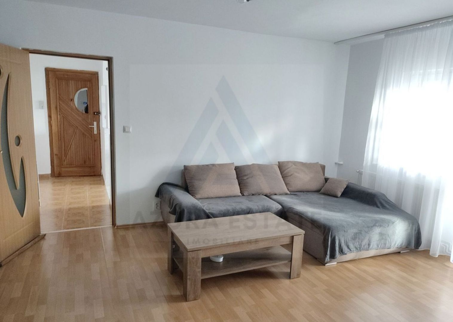 Apartament 2 camere 50 mp utili cu bacon inchis zona Hipodrom 4 - Poză 1