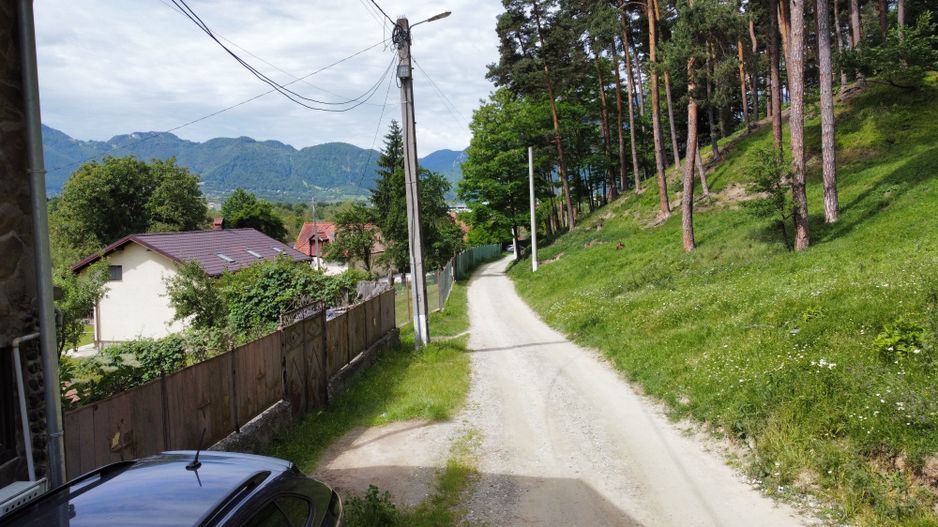 Apartament tip casă la curte, lângă pădure – Zărnești - Poză 10
