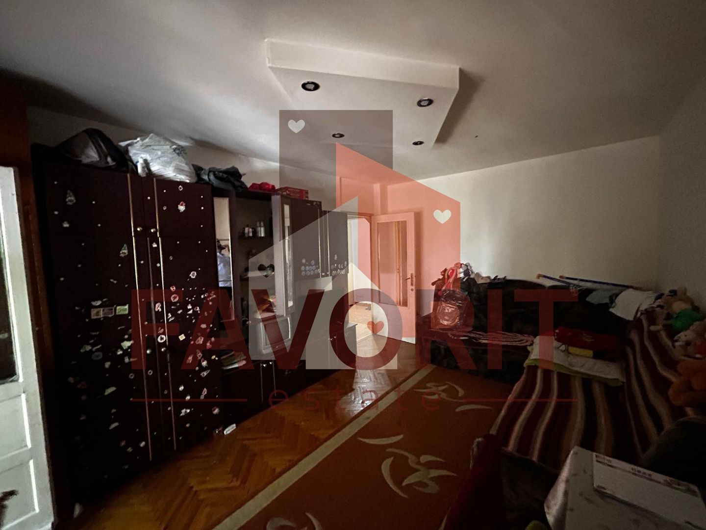 Apartament 3 camere decomadat, zona Dambovita - Poză 2