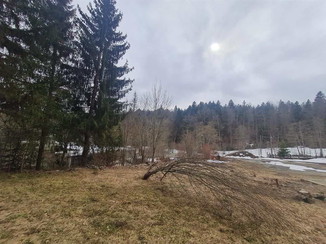 Cu 4.200mp teren, Vila cu potential turistic, in inima Predealului - Poză 25