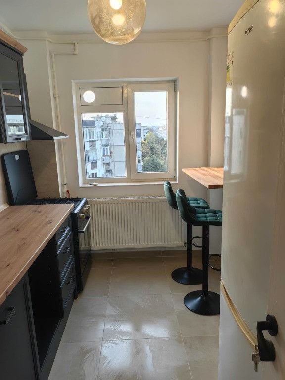 Vand apartament 2 camere Crangasi totul nou removat /mobilat - Poză 1