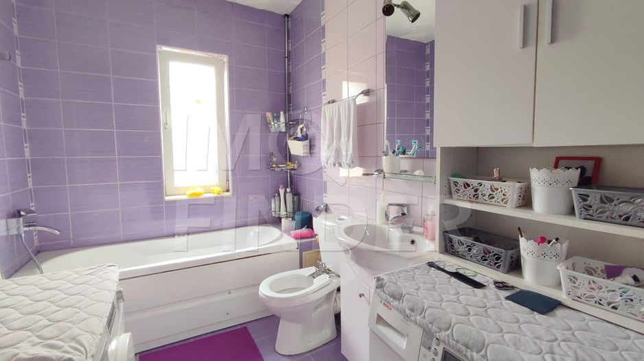 4 camere 106 mp cu Garaj si Parcare exterioara in Buna Ziua - Poză 6