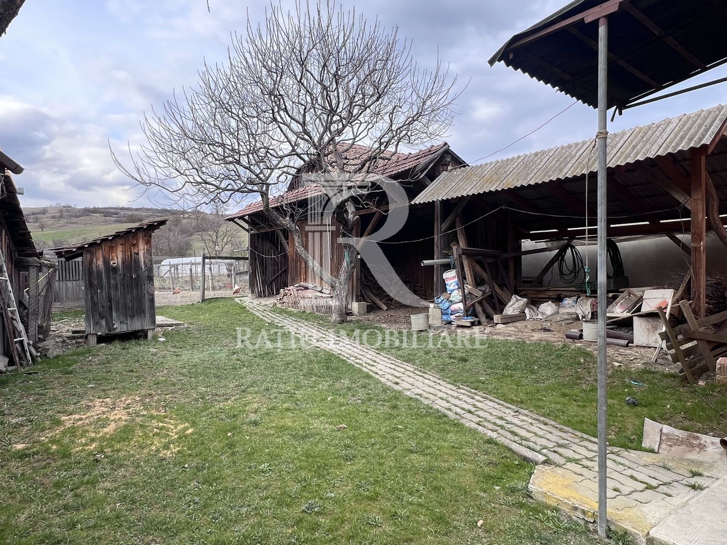 Proprietate rurală de vânzare | 1500 mp teren | Cobătești | Harghita - Poză 24