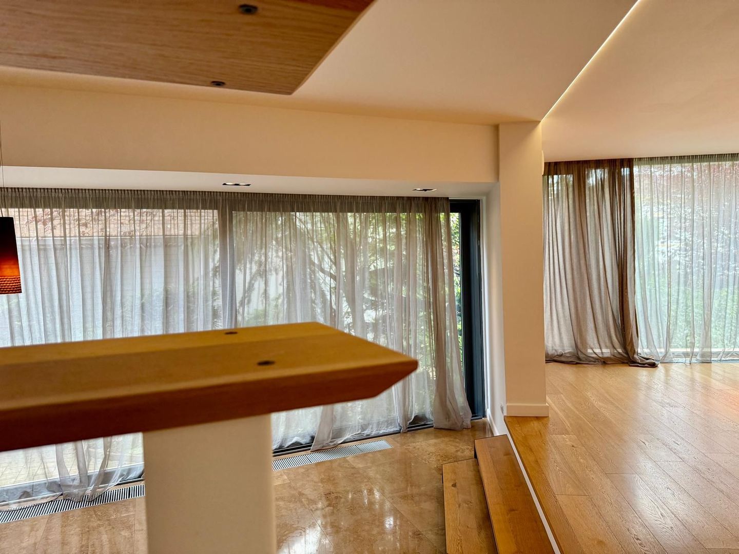 Refined Luxury Residence | Exclusive Villa with Private Spa - Poză 4