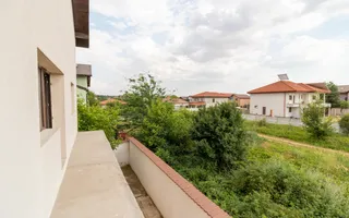 Vila spatioasa de vanzare in Pantelimon zona Padurea Cernica - Mierlei - Poză 30