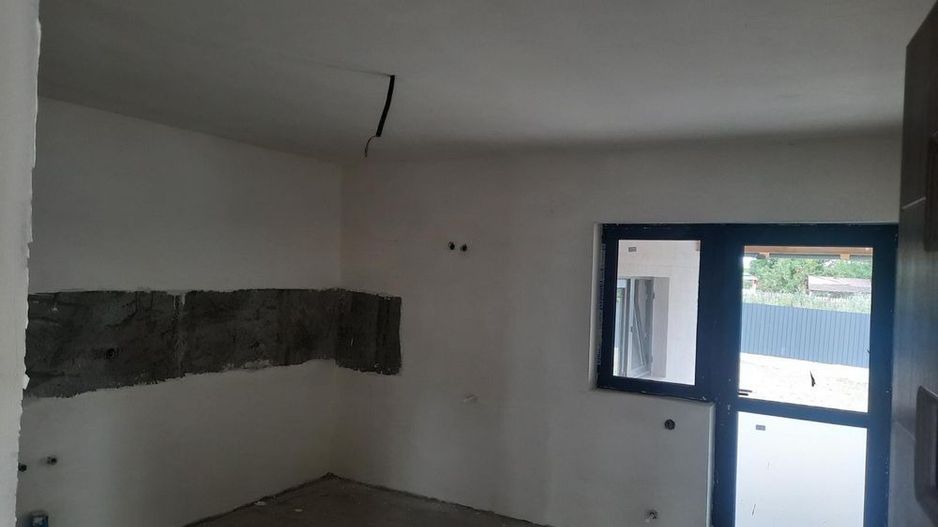 De vânzare casă – Comuna Șendreni, Cartierul Nou - Poză 3