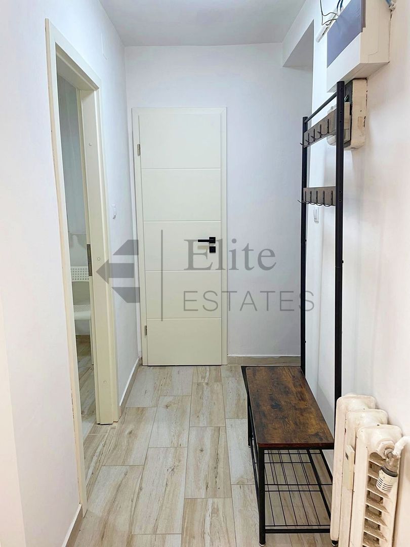 Birou ultracentral cu 2 camere de inchiriat în Oradea - Poză 7