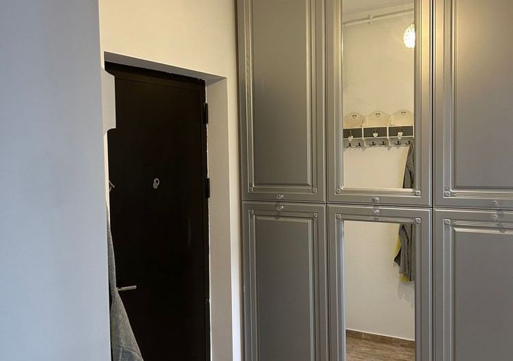 Apartament cu 2 camere semidecomandat la vanzare - Poză 2