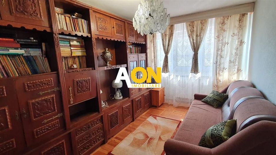 Apartament 4 camere M -uri etaj 1 - Poză 1