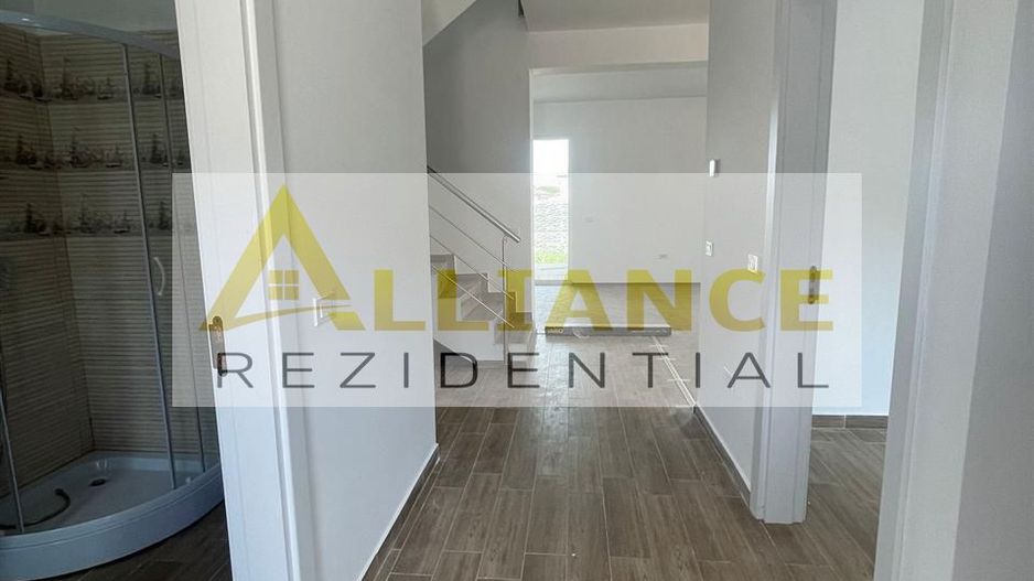 Vila cu 4 camere | Str. Miorita | Intrare Comuna Berceni - Poză 5
