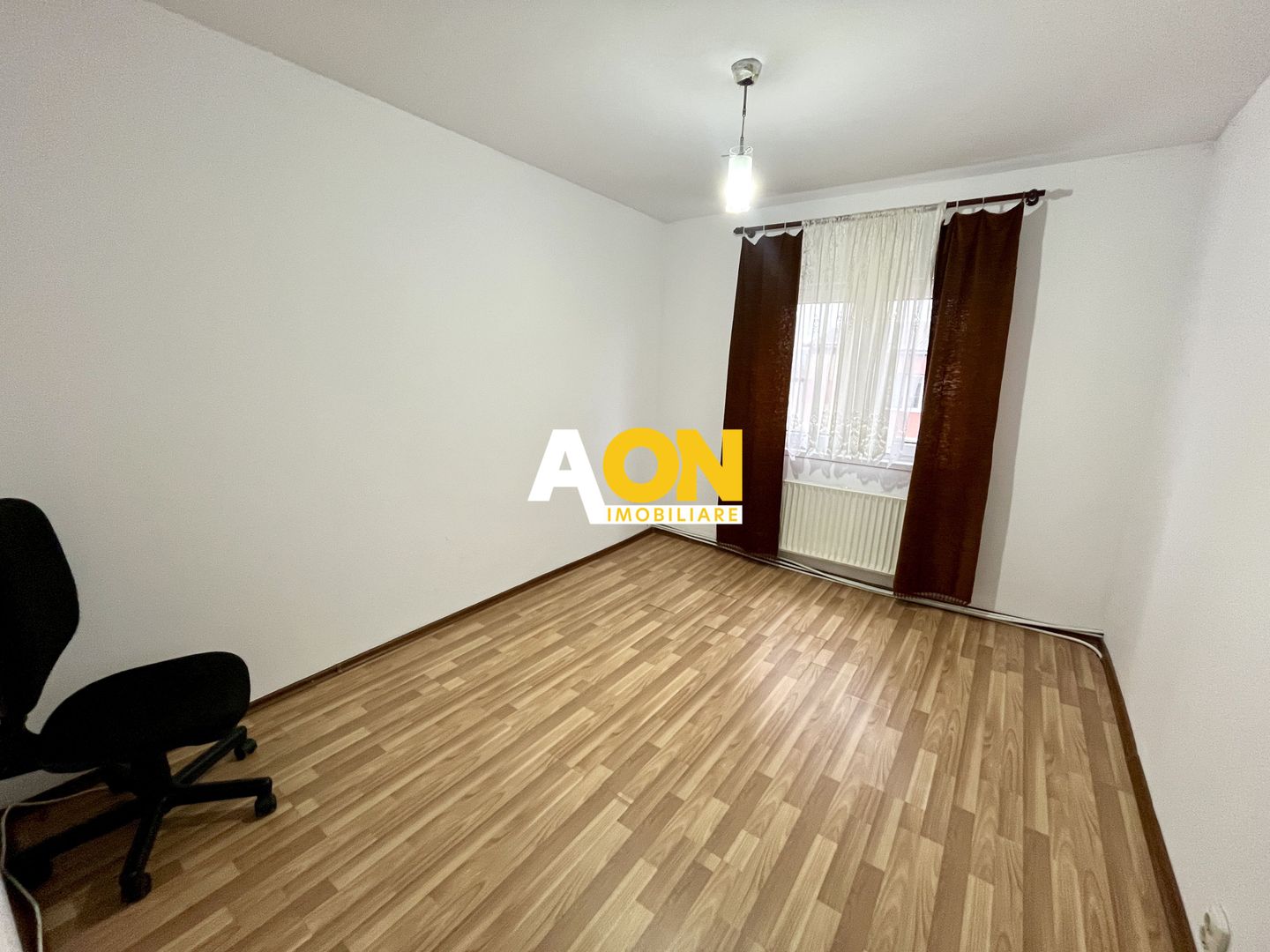 Apartament cu 3 Camere, Decomandat, Zona Tolstoi - Poză 10