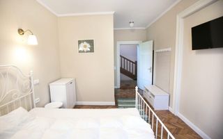 Apartament 3 camere la casă, curte proprie, Parcul Sub Arini - Poză 5