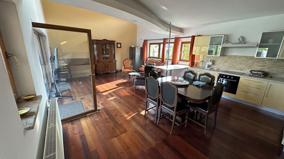 Proprietate cu piscina Dumbravita - Poză 48