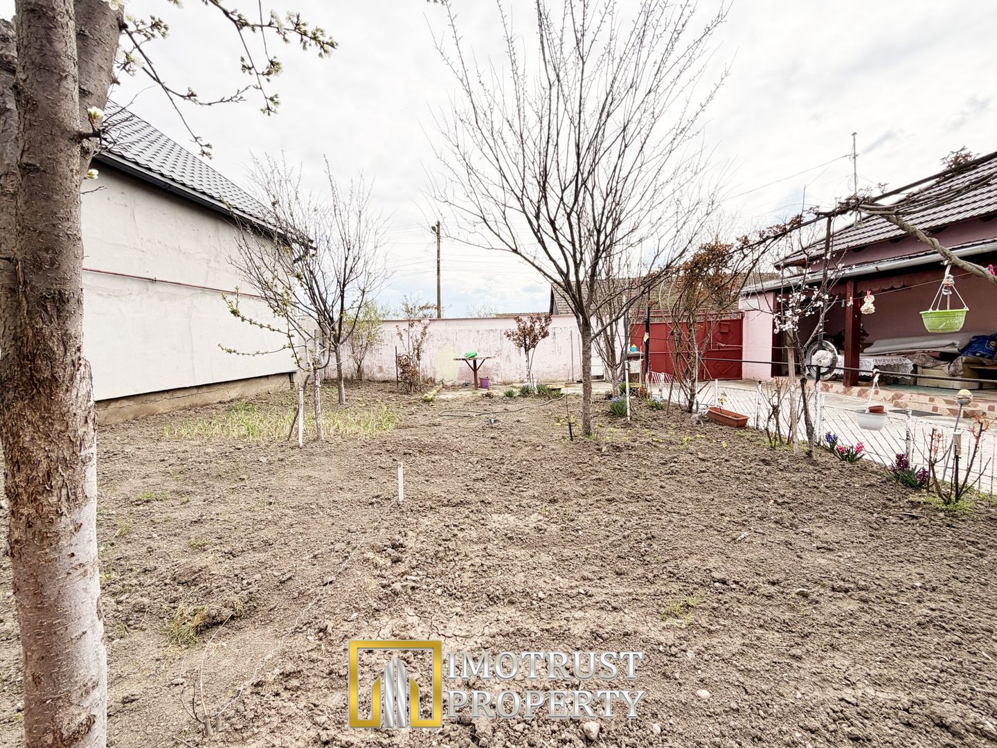 Casă de vânzare | Gai, Arad | Teren generos, acces din două străzi - Poză 12