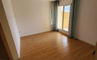 3 CAMERE IN COSMOPOLIS - Poză 9