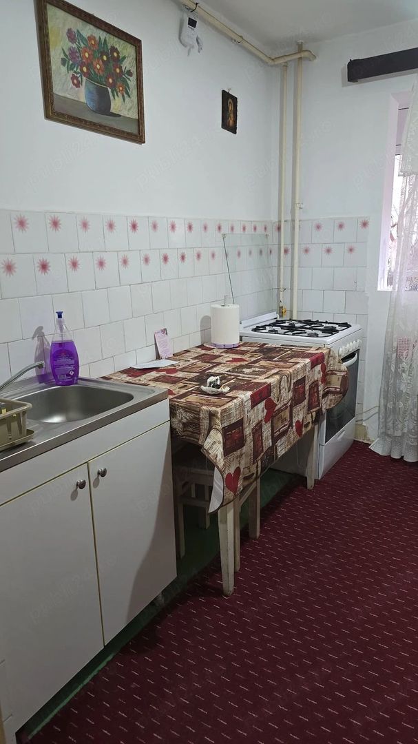 Apartamete 3 camere, decomandat, 2 bai. Zona Panselelor. - Poză 6