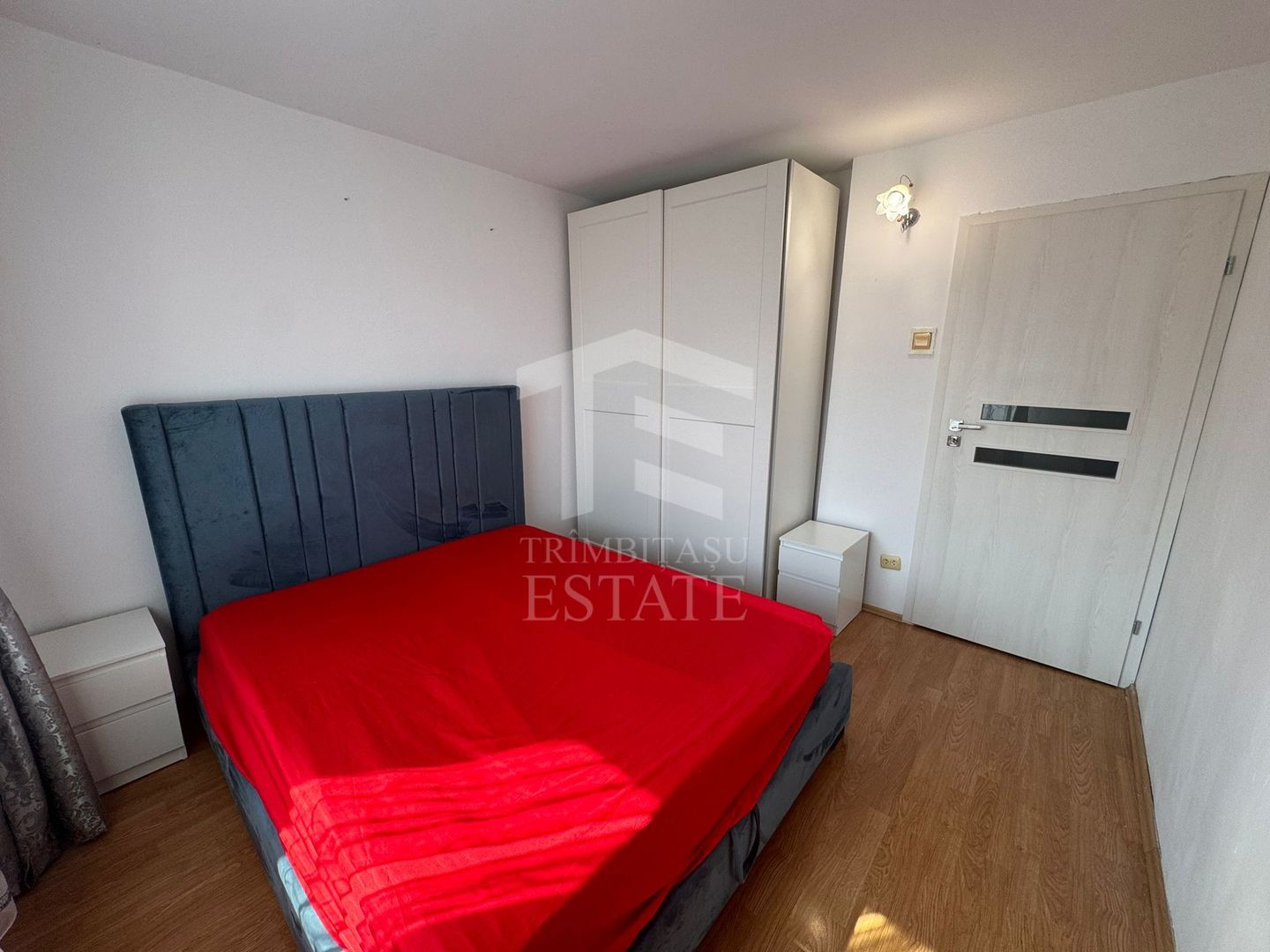 Costin Georgian Chisinau 2 camere 5/8 42 mp - Poză 4