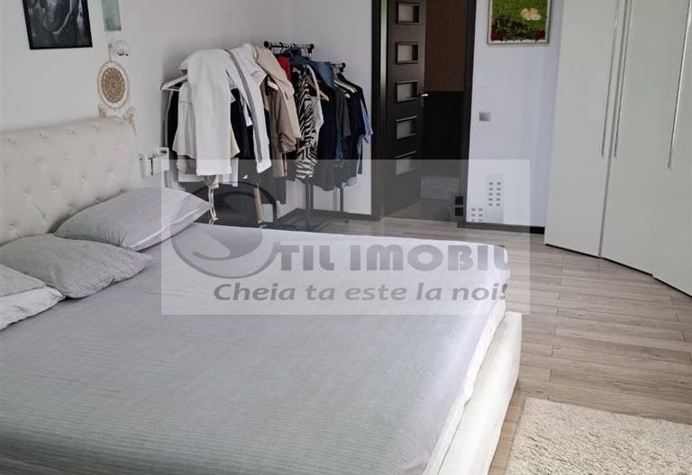 CASA DE INCHIRIAT BUCIUM - 4000 - Poză 9